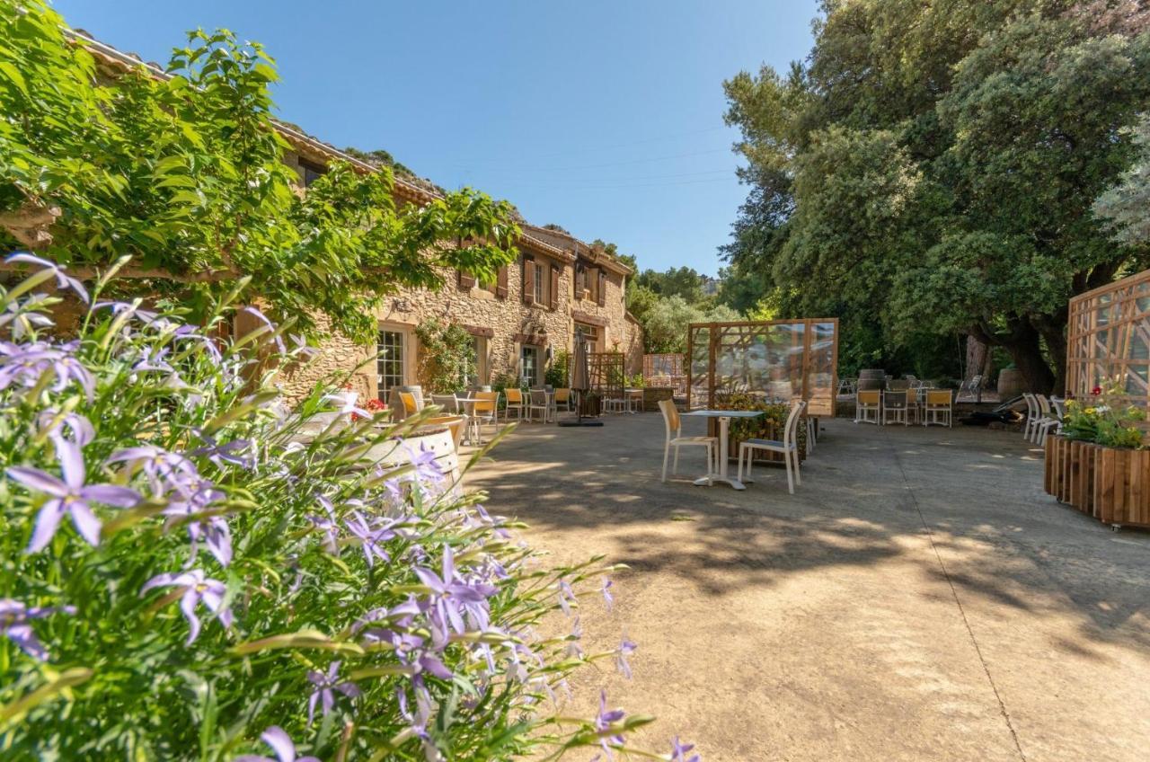 Best Western Domaine de Roquerousse Salon-de-Provence Exterior foto