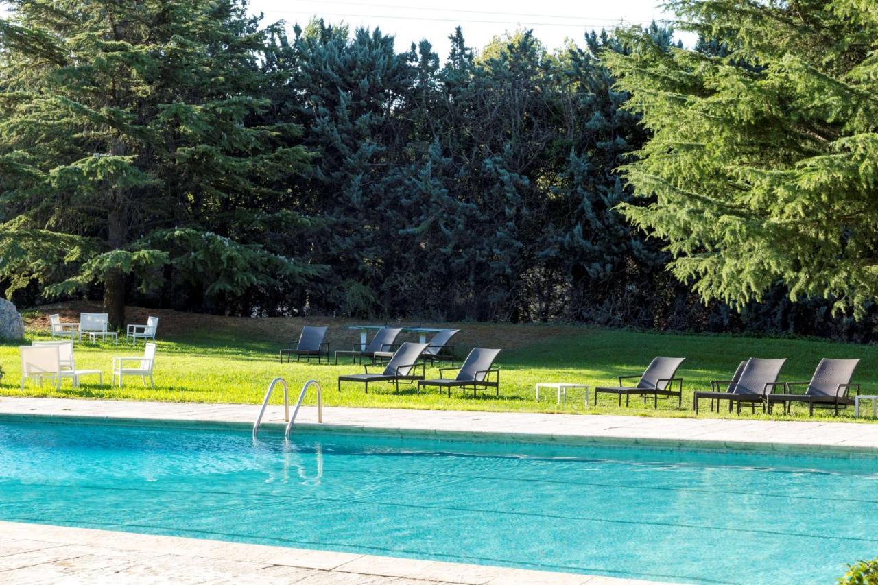 Best Western Domaine de Roquerousse Salon-de-Provence Exterior foto